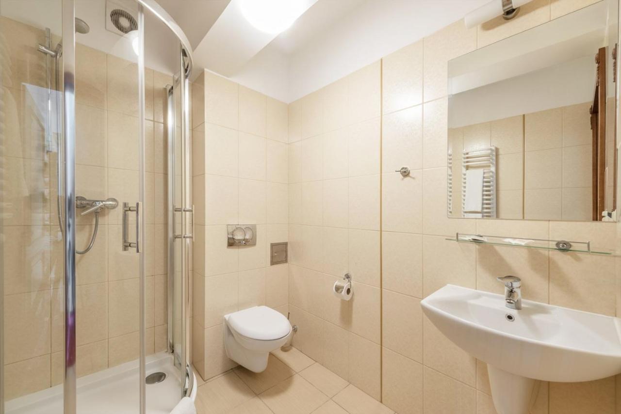 Hotel Stodolka Cminsk Экстерьер фото